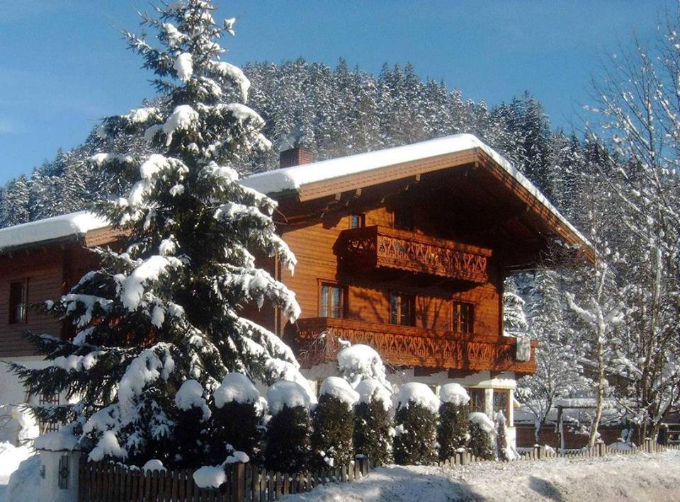 Appartements Huber Altenmarkt im Pongau Exterior foto